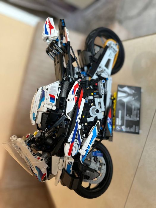 3 машини из лего