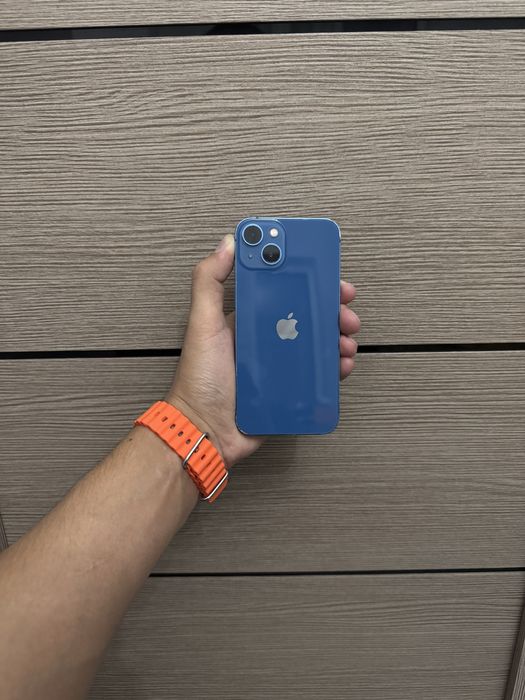 Айфон 13 в хорошем состоянии