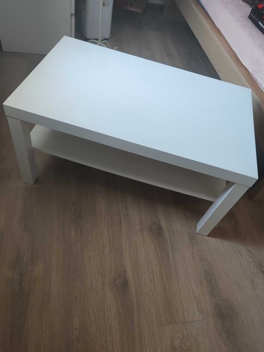 Măsuță ikea alba