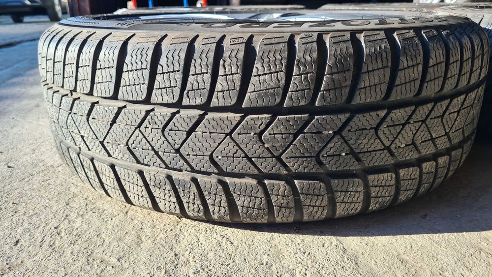 Roti/Jante/Jenti originale Audi A3 S3 [8V][8Y] 2016-> | Pirelli 205/50 R17