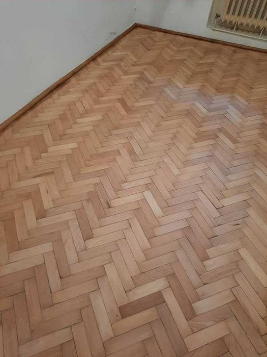 Raschetare, montare parchet