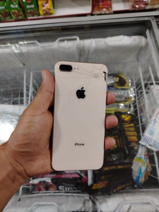 Iphone 8 + 900 ming tinniq xolati