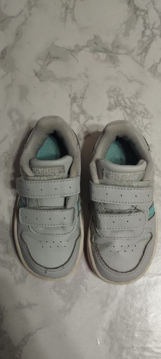 Детски маратонки за момичета Adidas 23  1/2