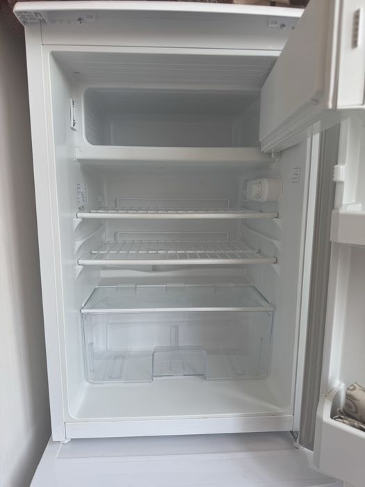 Vand frigider in stare foarte buna