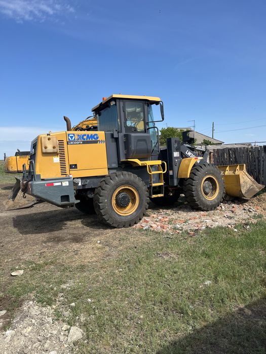 Услуги фронтальных погрузчиков