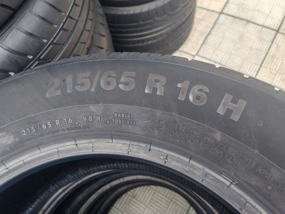 215 65 16,4buc vara Continental, aproape noi