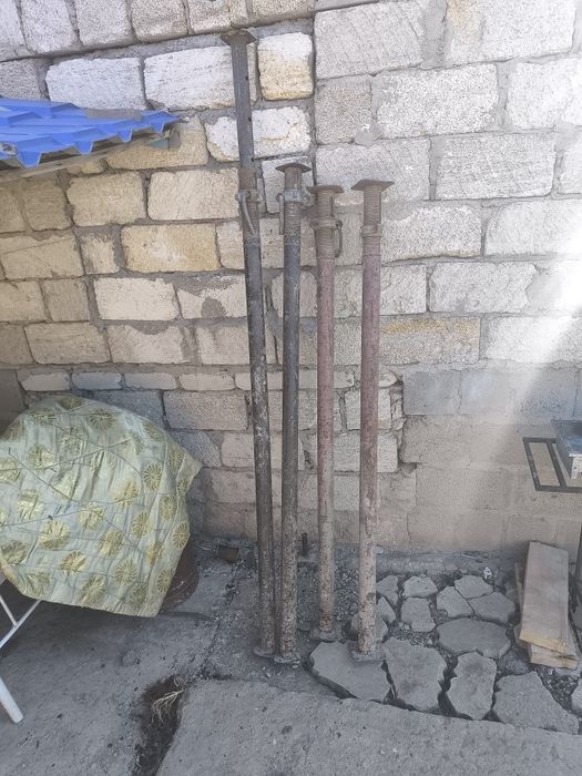 Струбцина, телескопические стойки для стройки