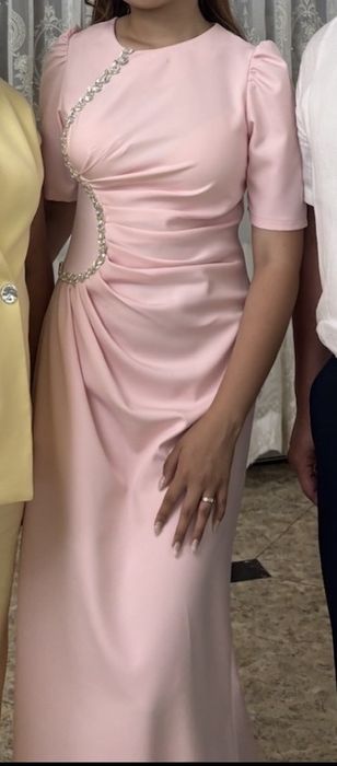 Вечерное розовые платья