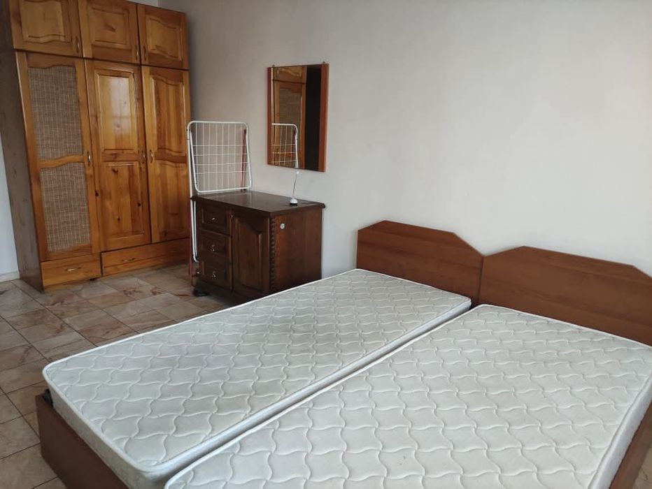 Давам под наем двустаен апартамент в нова кооперация