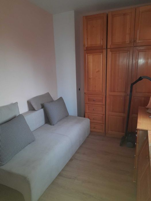 Двустаен апартамент в Дружба 1