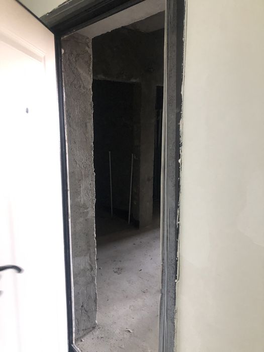 Продается квартира в новостройке в 5/3 напротив туйхона Таббасум
