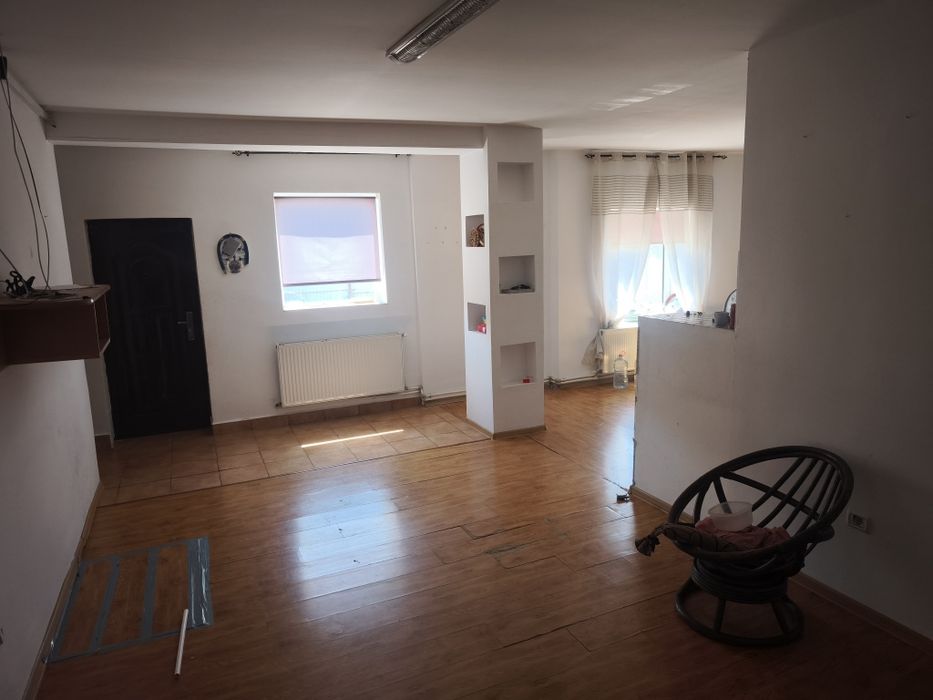Casă de vânzare  la  doar 18 km de arad