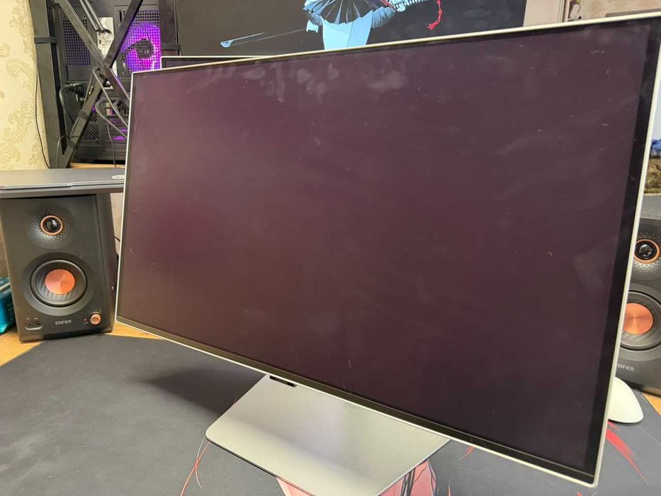 Samsung g6 oled 240ghz 2k 10bit