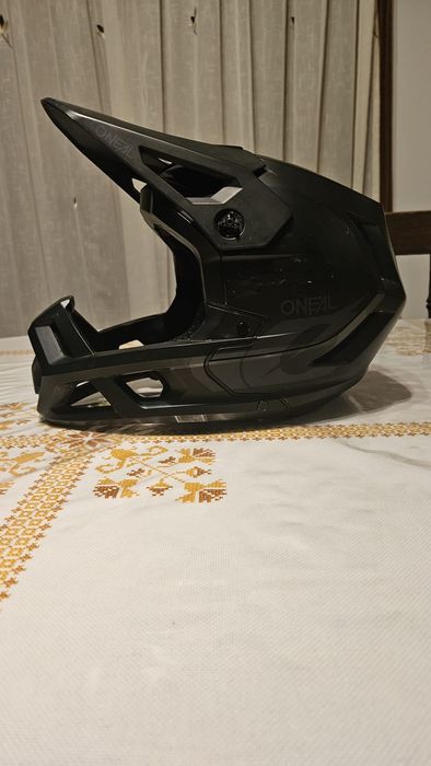 Vând casca o'neal  XL