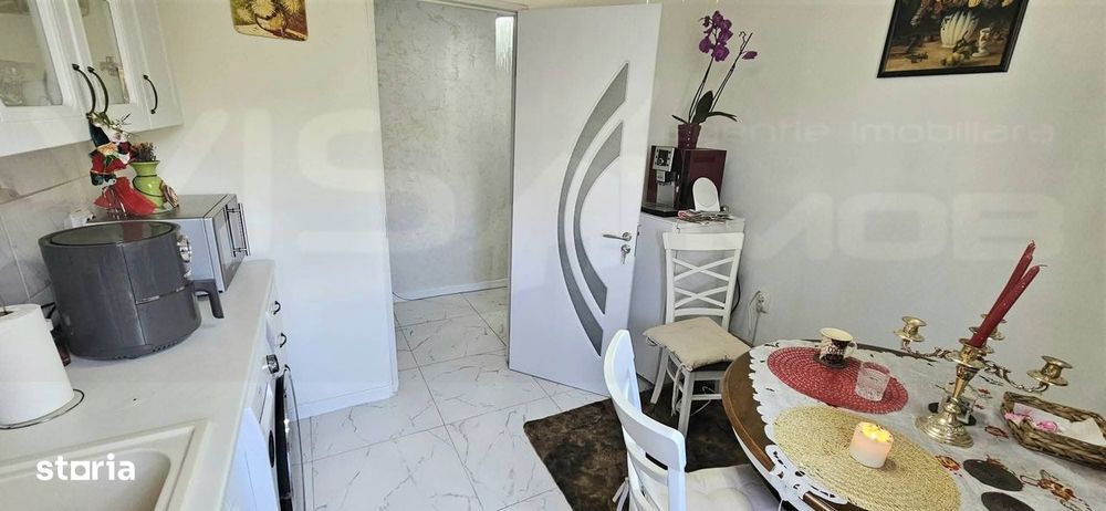 Apartament 2 camere, zona centrală - Etaj 2