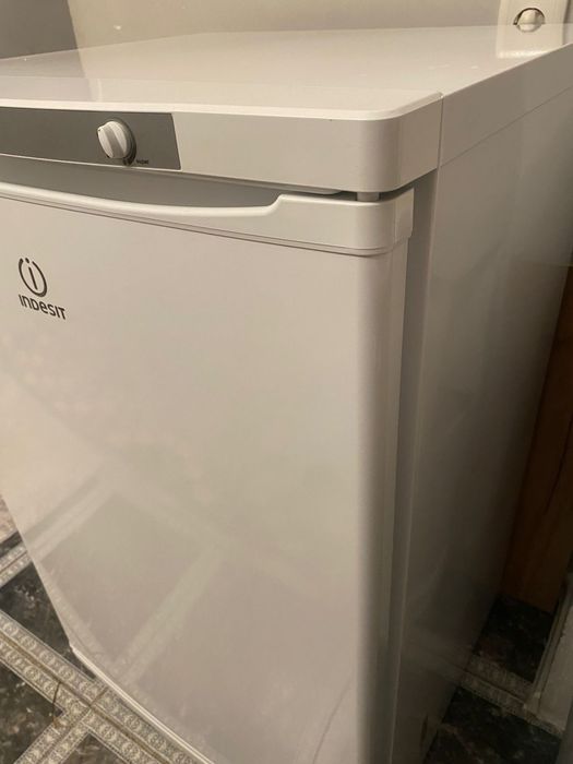 Морозильник Индезит