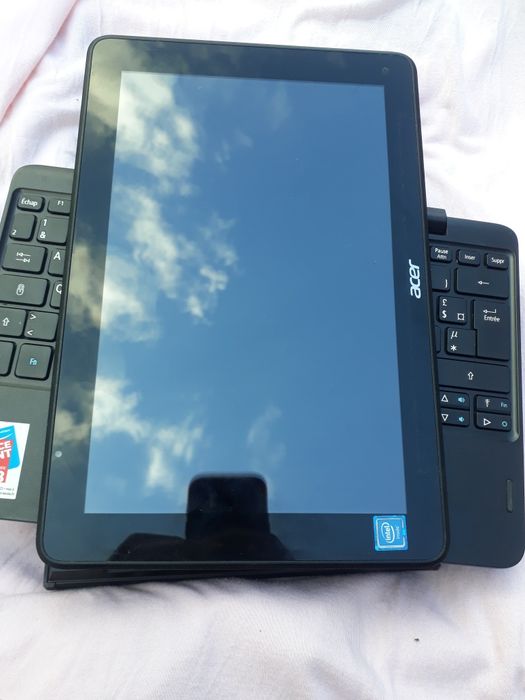 Notebook acer d16h1