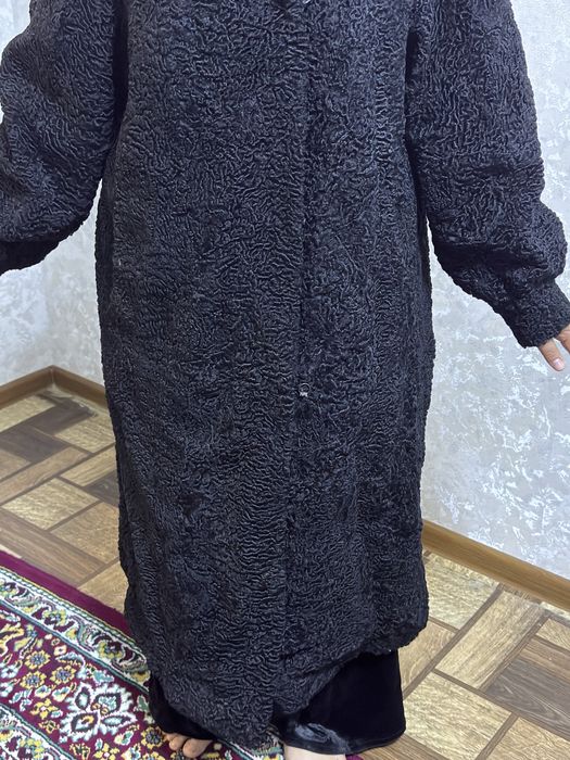 Продается каракулевая шуба