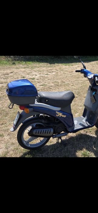 Vând Scuter Piaggio Free