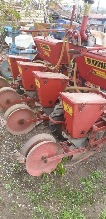 Semanatoare porumb 4 rânduri