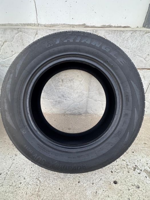 Продам комплект летние шины Triangle 265/60/R18