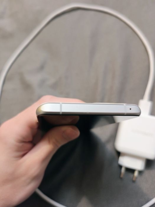 Realme GT2 Pro 12GB 256GB Snapdragon 8 Gen 1 , încărcător original 65W