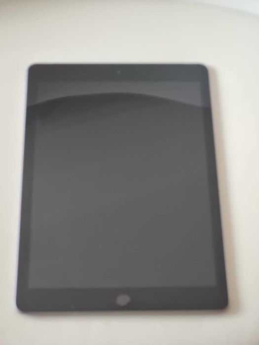 iPad (a 6-a generație) Cellular + Wi-Fi