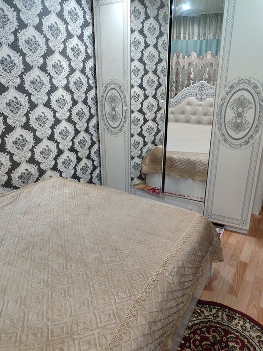 Продам спальный гарнитур