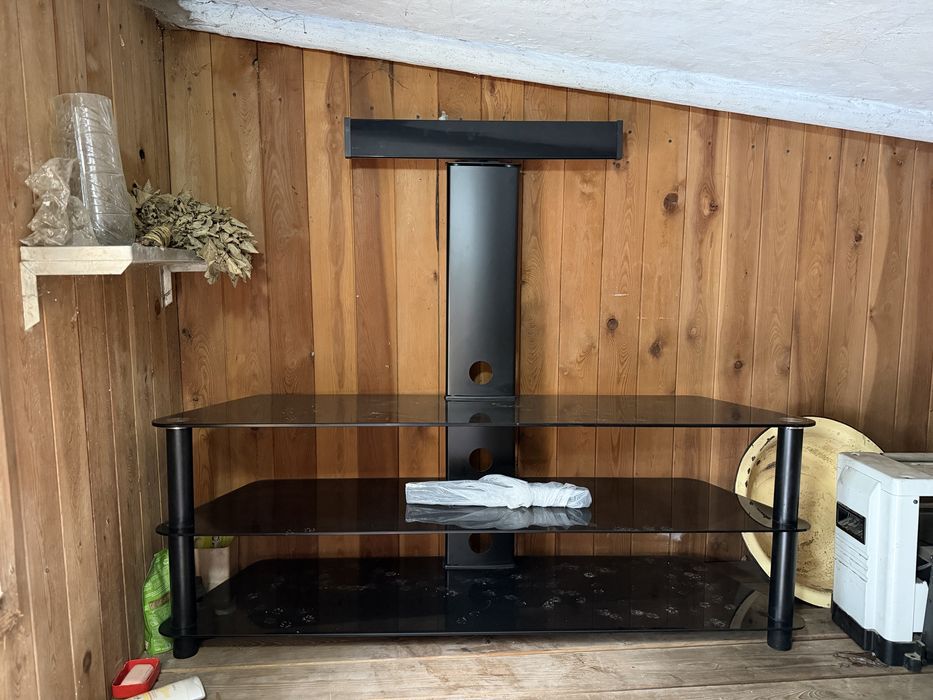 Продам тумбу под большой телевизор