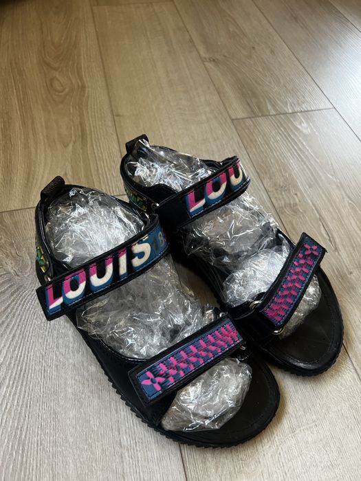 Сандали дамски