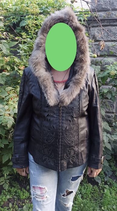 Продам кожаную куртку
