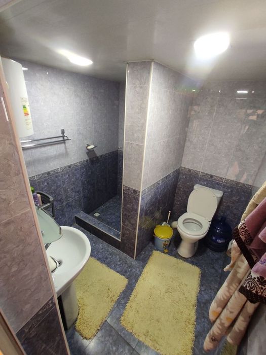 Аренда дом 2х, комнатная.2 сотки. Сдаётся женщинам