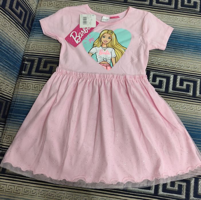 Новое платье до 5-6 лет