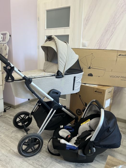 ГАРАНЦИЯ! Бебешка количка Hauck Vision X/кошче за кола Hauck iPro Baby