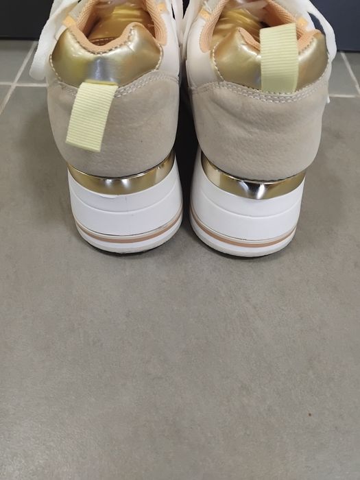 Дамски маратонки