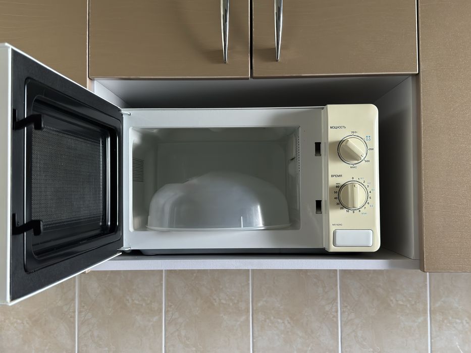 Продам микровалновку