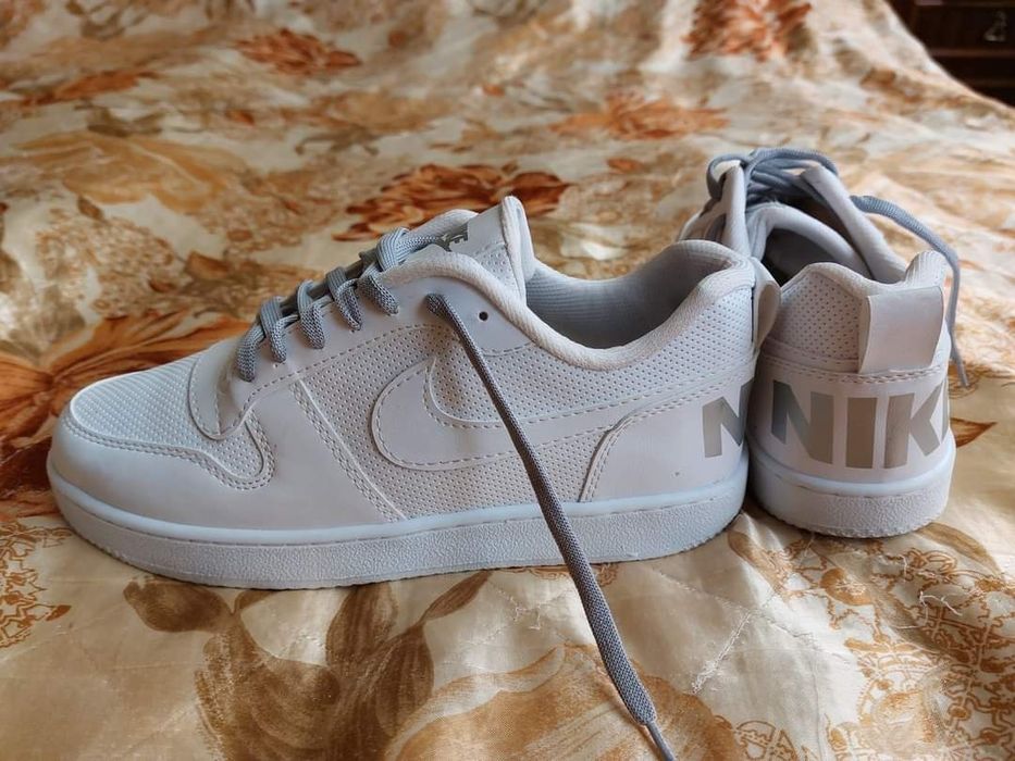 Маратонки Найк 41. ТОП ЦЕНА 26.99 ЛВ.