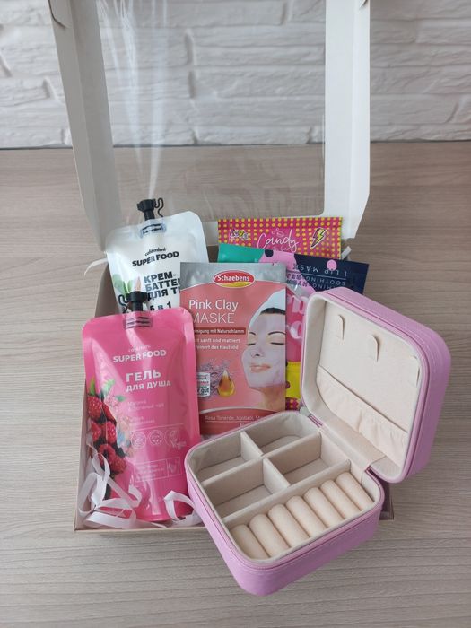 Подарочные наборы