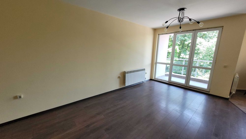 Дава се под наем Тристаен апартамент в София, Свобода - 85 кв.м за 425 € - Снимка #2