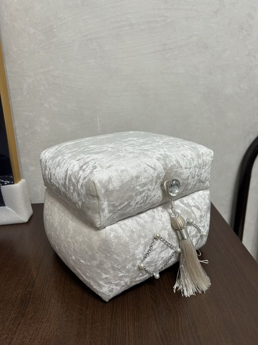 шкатулка новая.