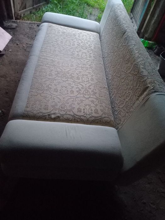 Продам диван б/у