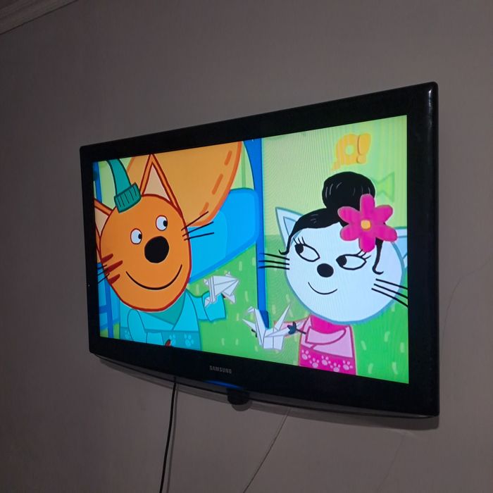 Самсунг тв продам