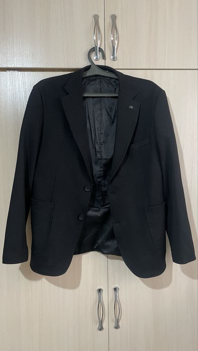 Пиджак  сатылады