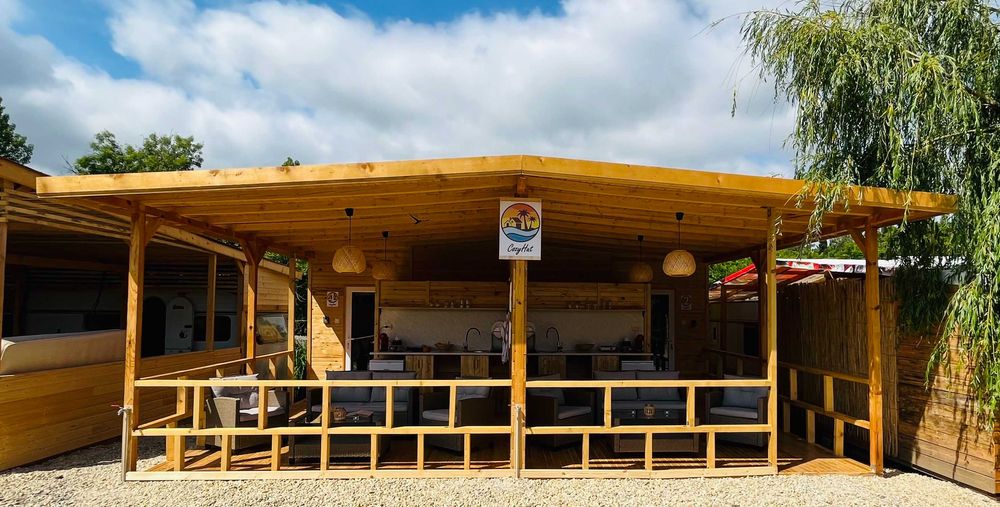 CozyHut Бунгала под Наем