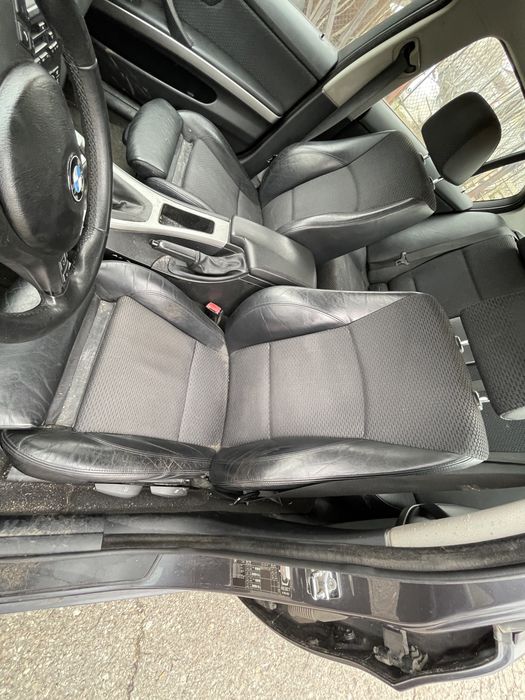 BMW 320d e90 163 к.с. ЛЯВ волан на части