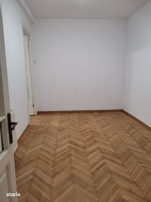 Etaj 1 Vila 4 camere Birouri Sfantul Stefan - Calea Calarasi