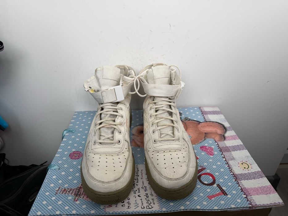Nike SF Air Force 1 Mid Ivory Olive''оригинални маратонки 44 номер