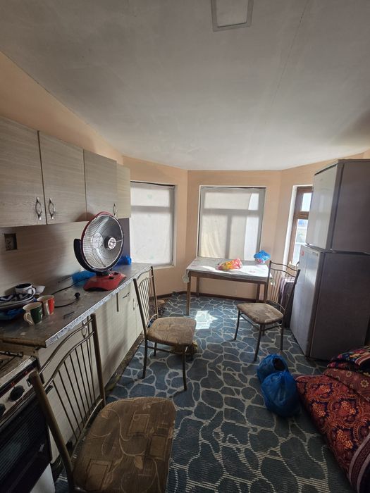 Зудлик билан сотилади 1 хона 30м²  6 этаж сино завод рупарасида