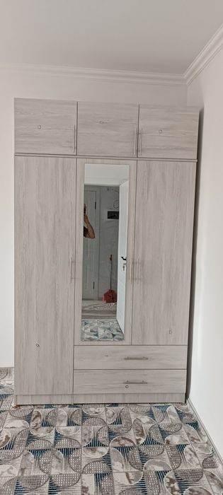 Shkaf birinchi quldan olasiz sifatli mebel ishonchli