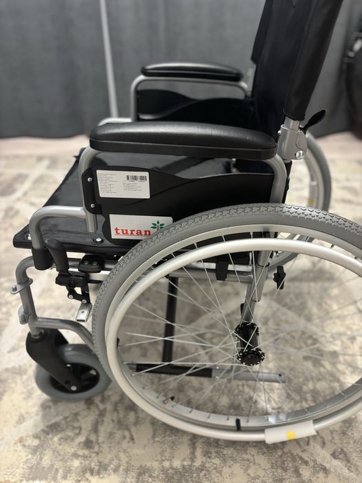 Коляска инвалидная для взрослых